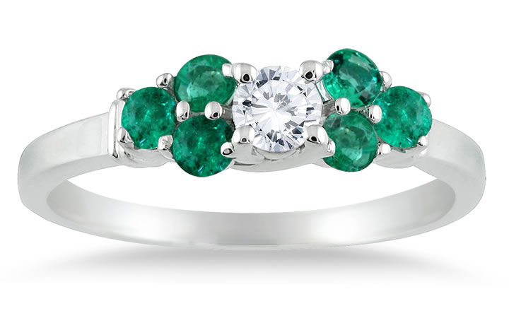 14kt White Gold Diamond and Emerald Women's Ring